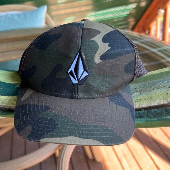 Volcom Other - *free with purchase*Camo Valcom hat